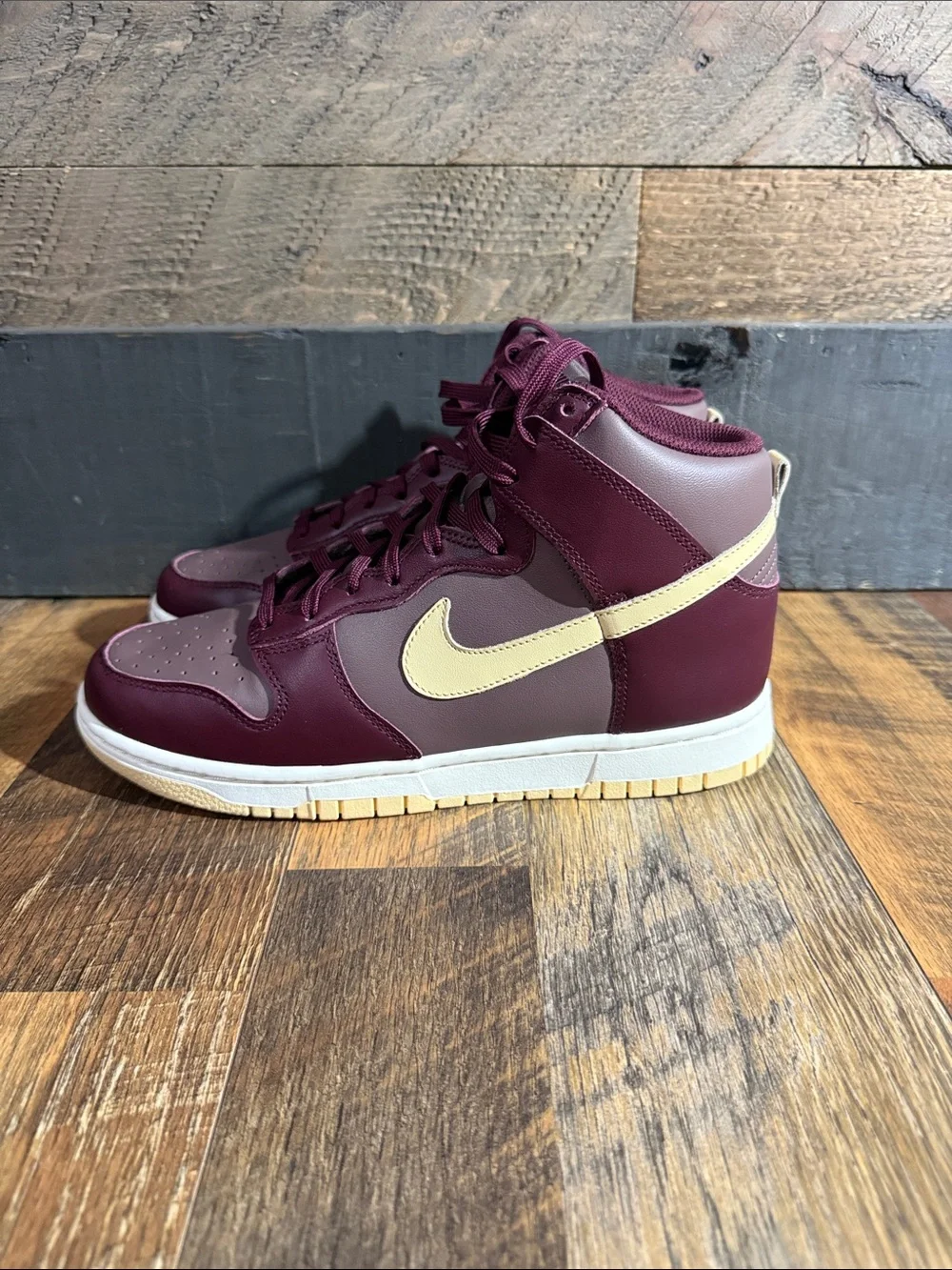 Nike Dunk High Plum Eclipse Pale Ivory Women’s Sneakers Size 8.5 DD1869-202 - Picture 5 of 9